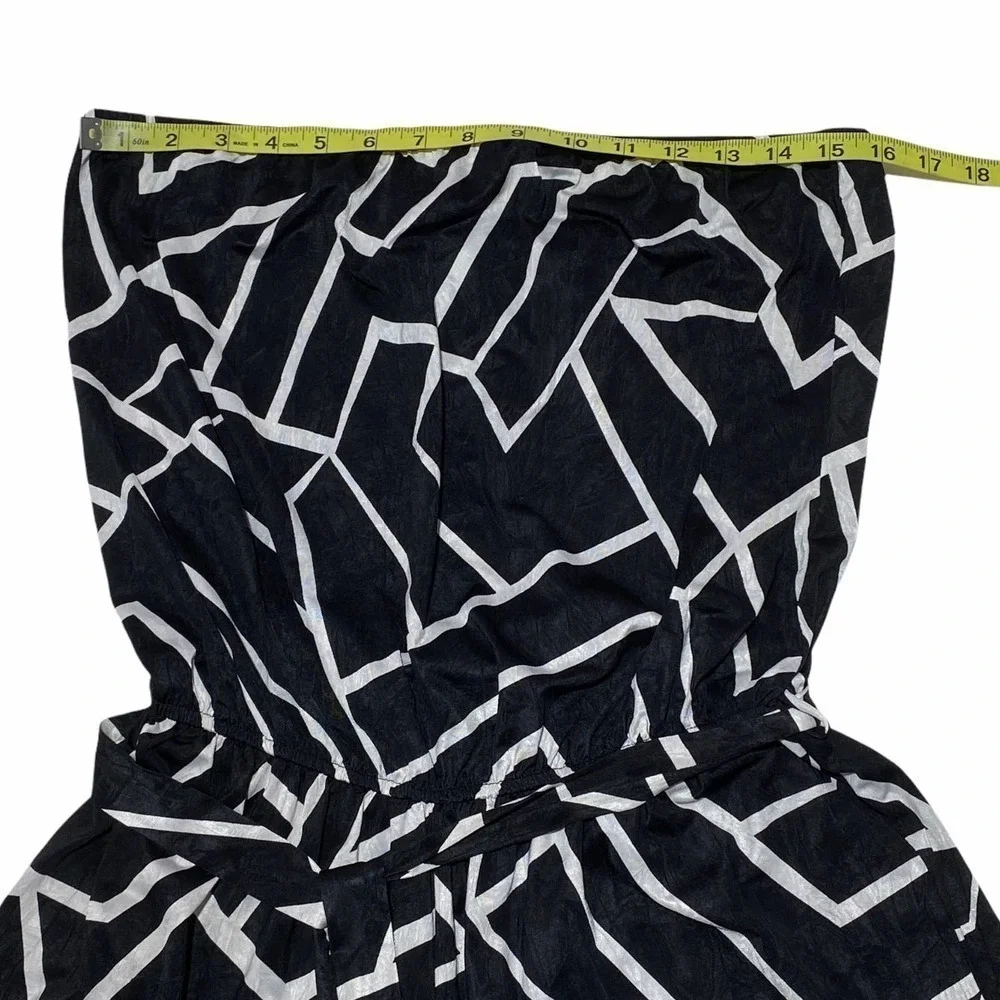 BLACK & White Geometric Print Strapless Romper